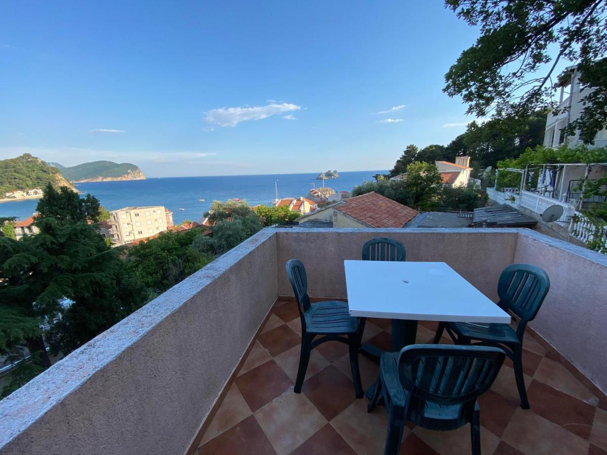 Apartments Mandarina Garden Petrovac Buitenkant foto