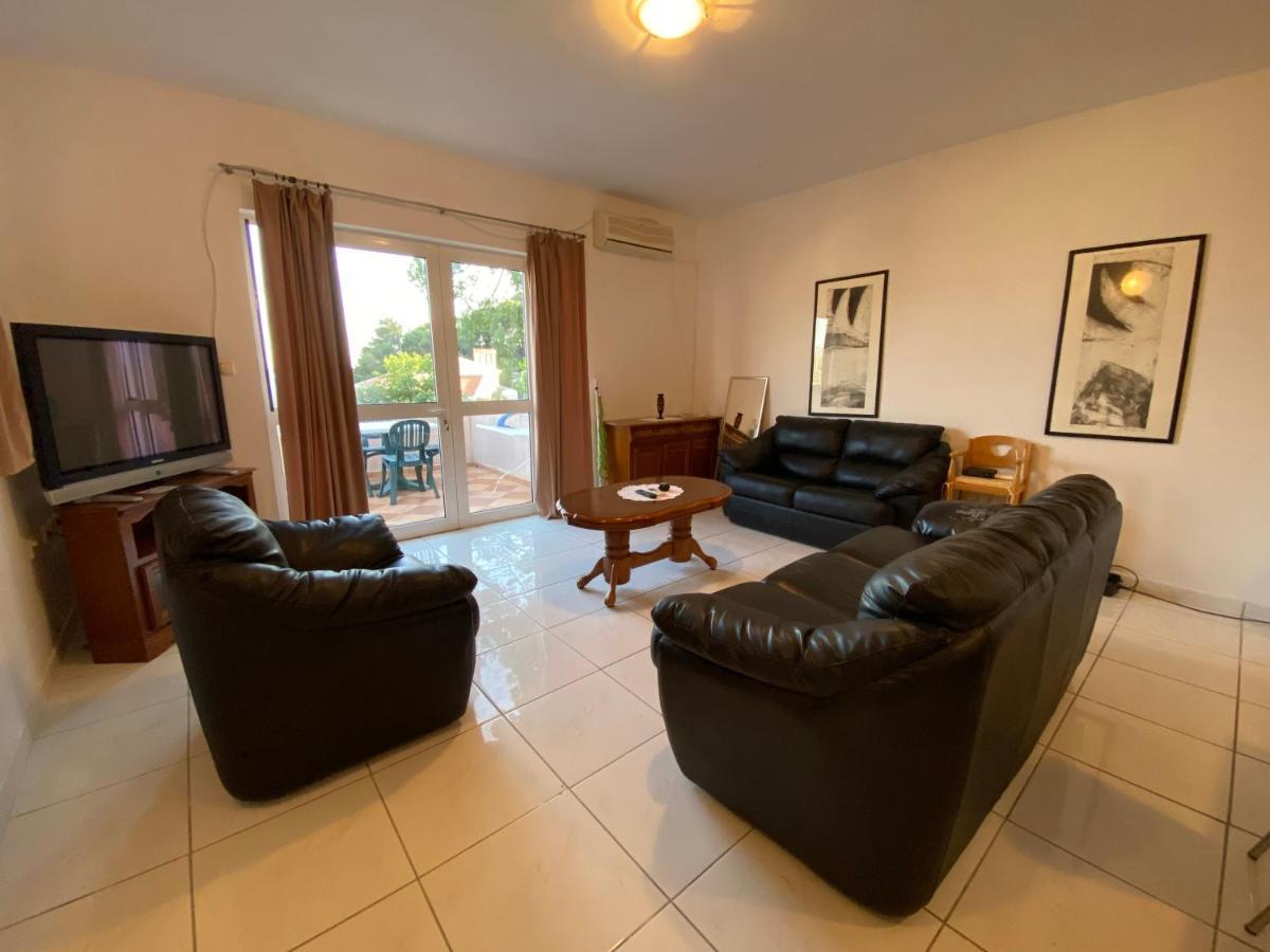 Apartments Mandarina Garden Petrovac Buitenkant foto