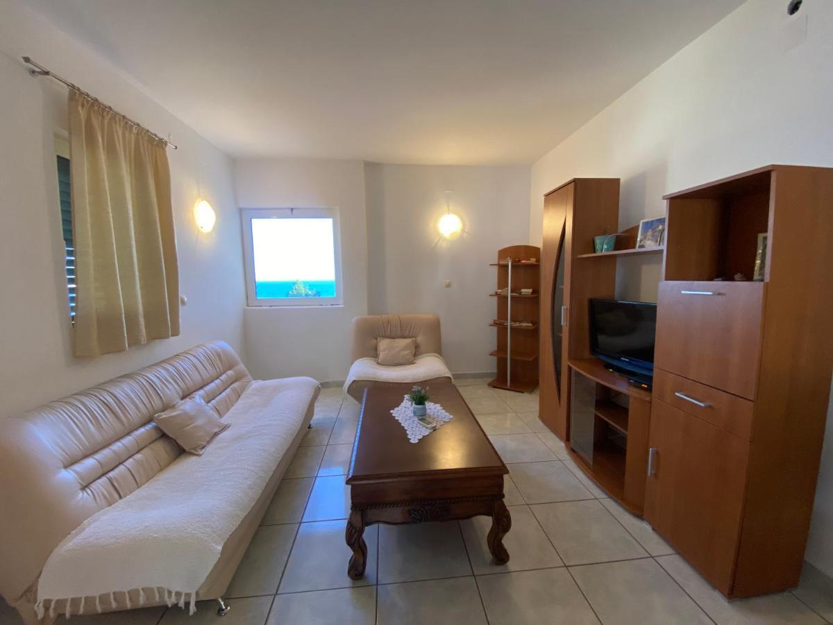 Apartments Mandarina Garden Petrovac Buitenkant foto