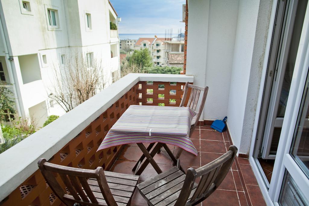 Apartments Mandarina Garden Petrovac Kamer foto
