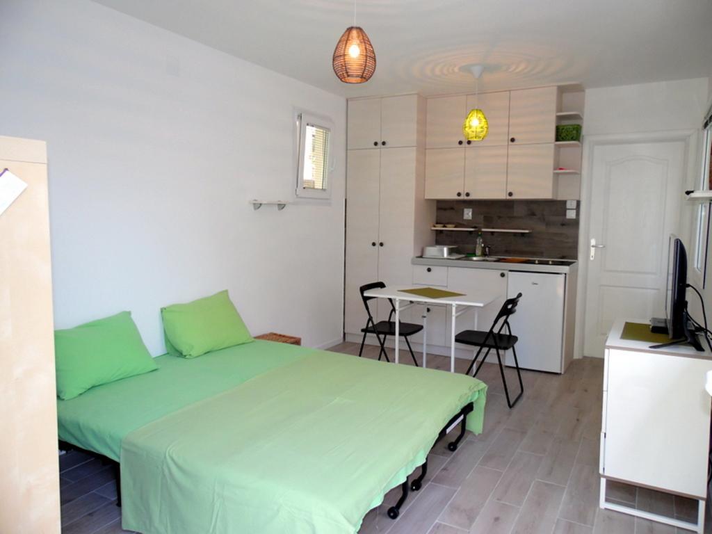 Apartments Mandarina Garden Petrovac Buitenkant foto
